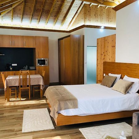 Amu- Apartamentos Misterios Da Urzelina Buitenkant foto