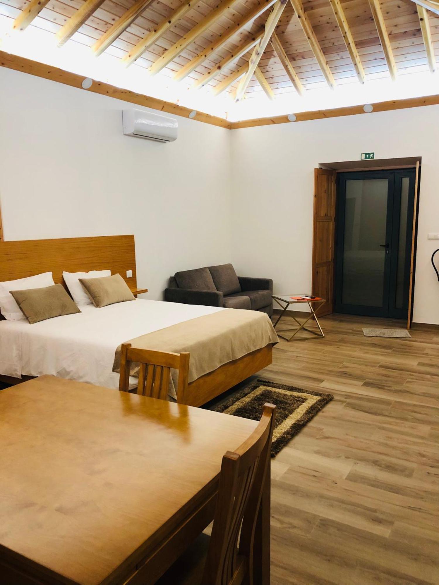 Amu- Apartamentos Misterios Da Urzelina Buitenkant foto