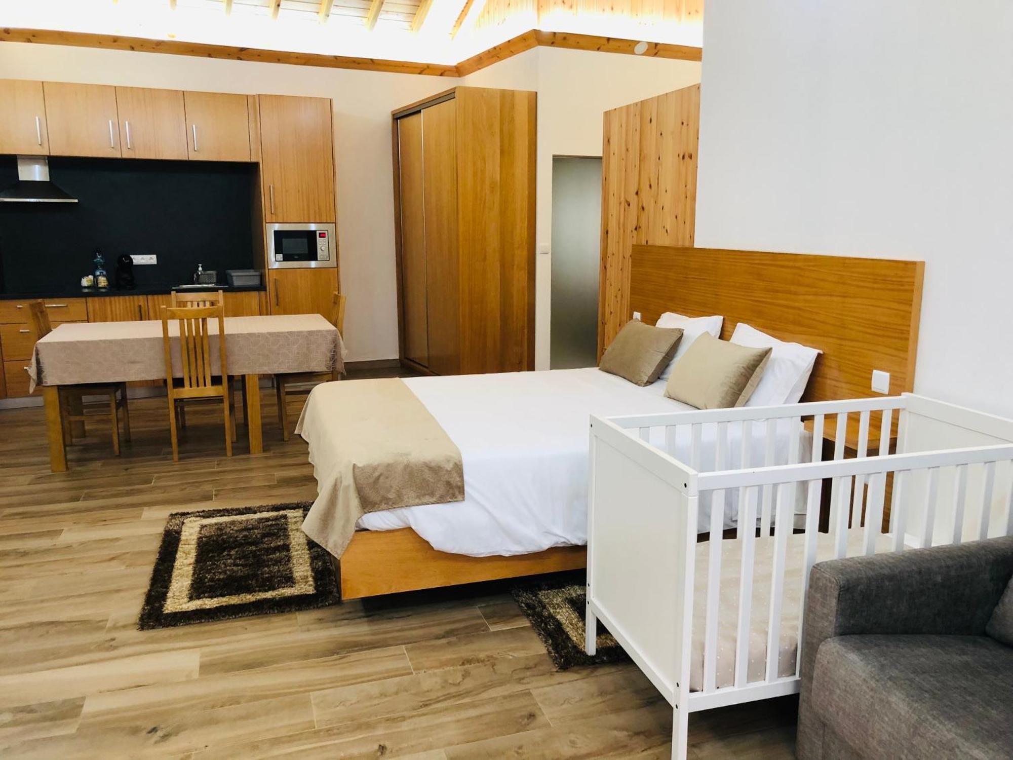 Amu- Apartamentos Misterios Da Urzelina Buitenkant foto