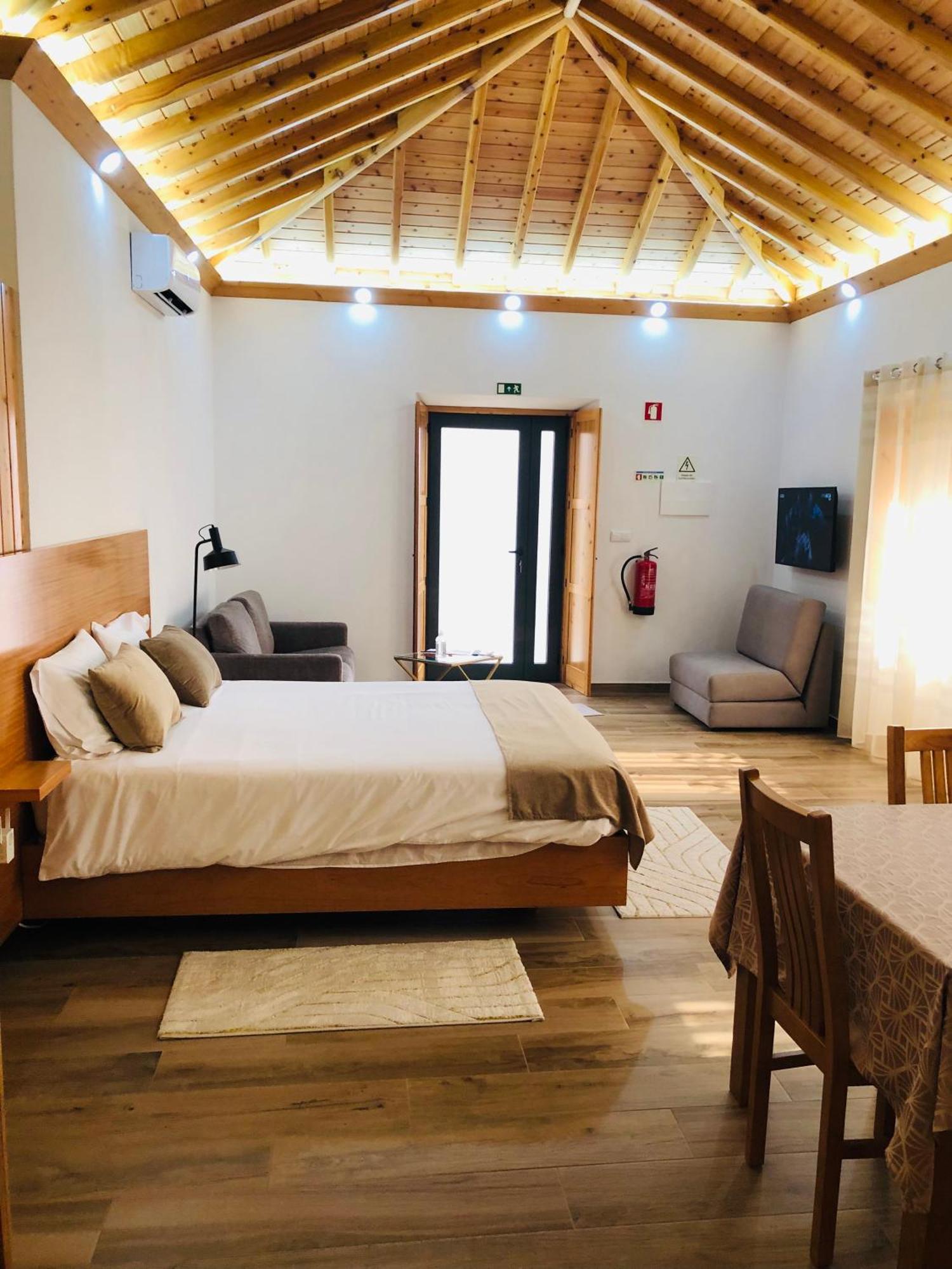 Amu- Apartamentos Misterios Da Urzelina Buitenkant foto