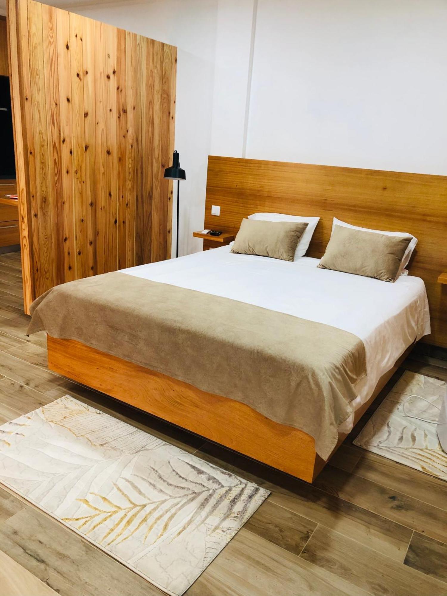 Amu- Apartamentos Misterios Da Urzelina Buitenkant foto