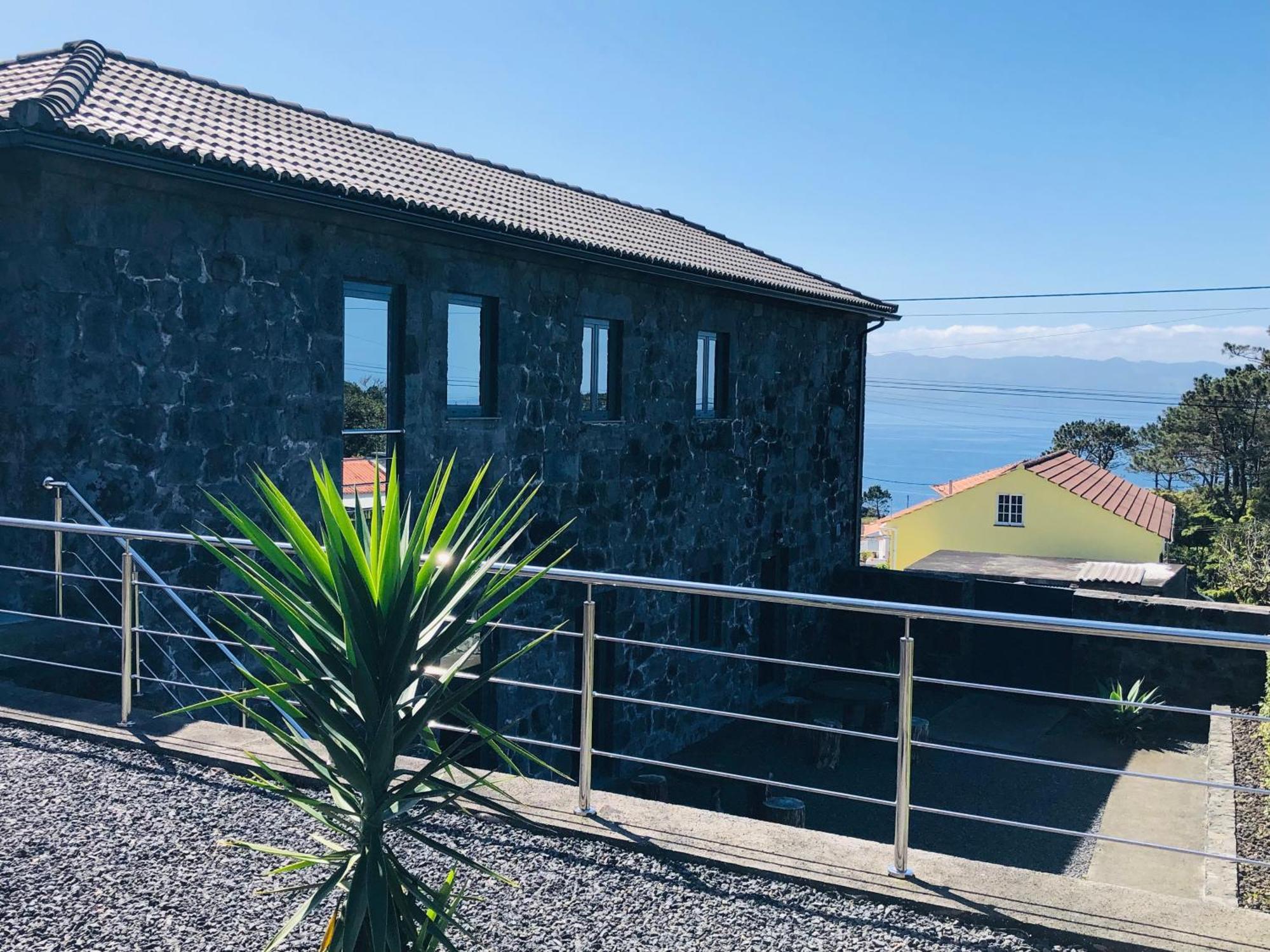 Amu- Apartamentos Misterios Da Urzelina Buitenkant foto