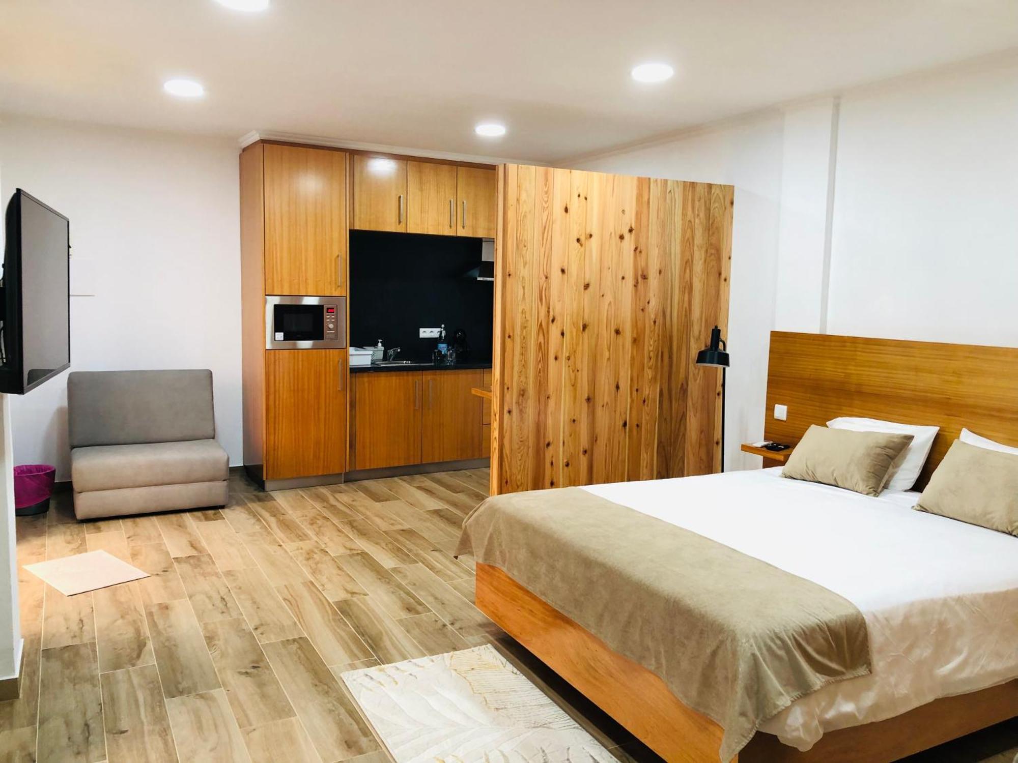 Amu- Apartamentos Misterios Da Urzelina Buitenkant foto